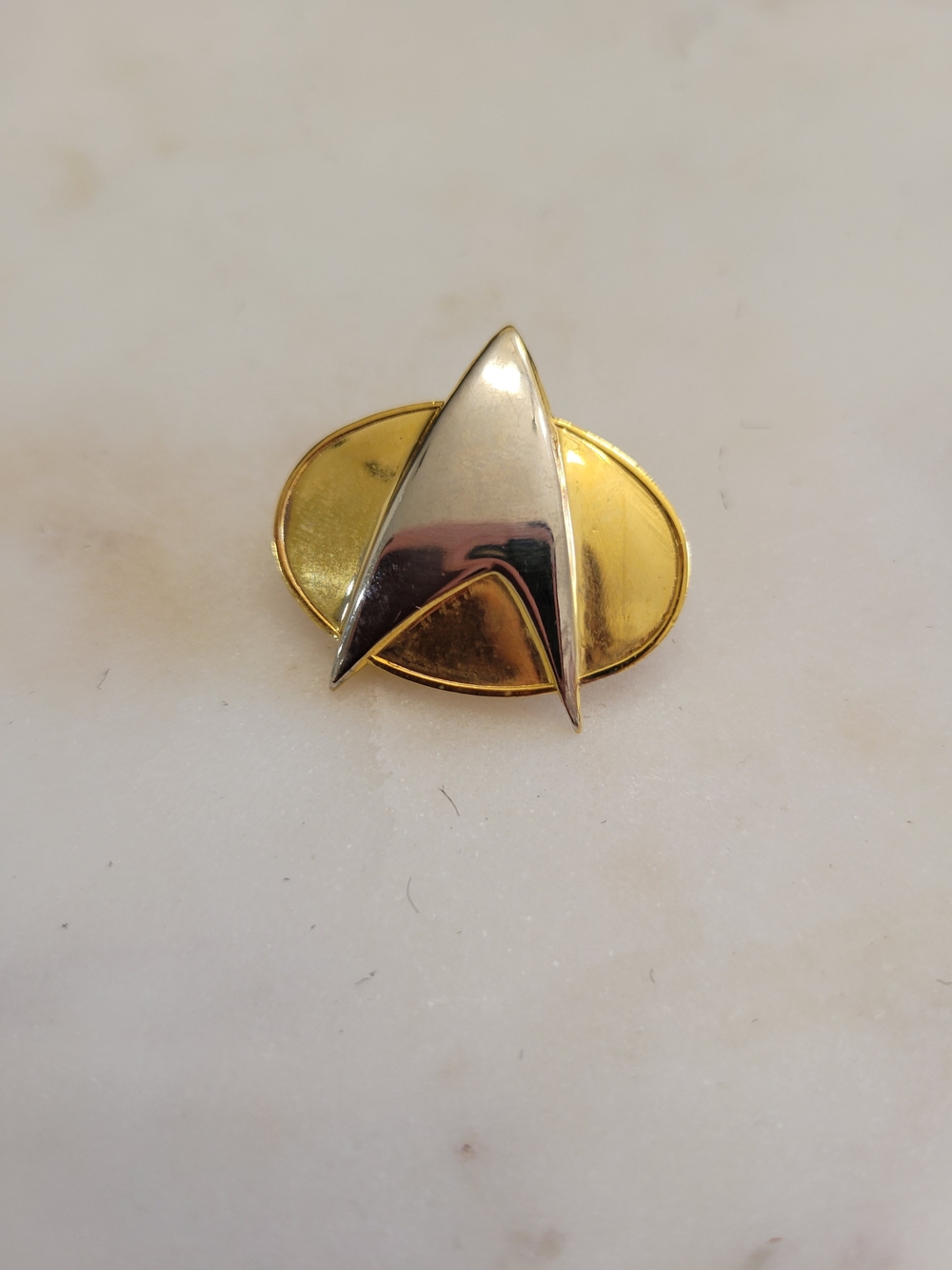 VTG 1988 Paramount Pics Star Trek The Next Generation Communicator Lapel Pin